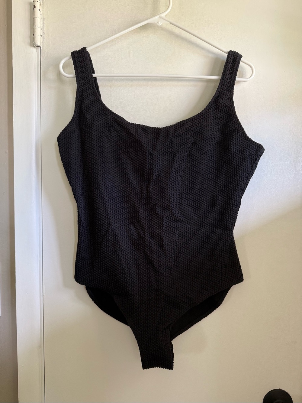 Avenue Black Textured One-Piece Swimsuit, Size Large